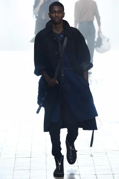 Look 38